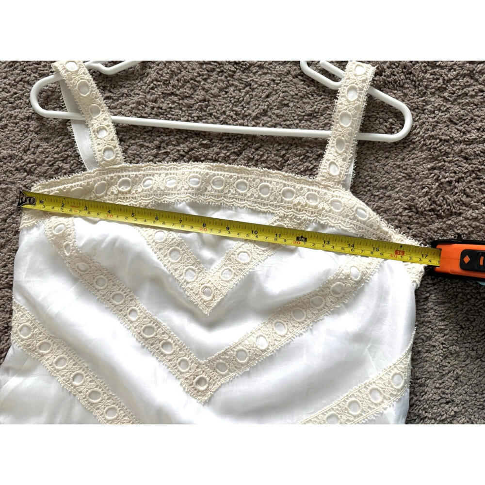 Ann Taylor White Fit‎ & Flare Lace Dress | Eyelet Trim | Size 8 | Summer Bridal - Picture 4 of 10